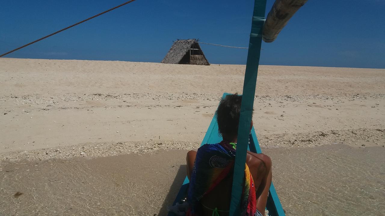 Peace & Love Beach Club Roxas  المظهر الخارجي الصورة