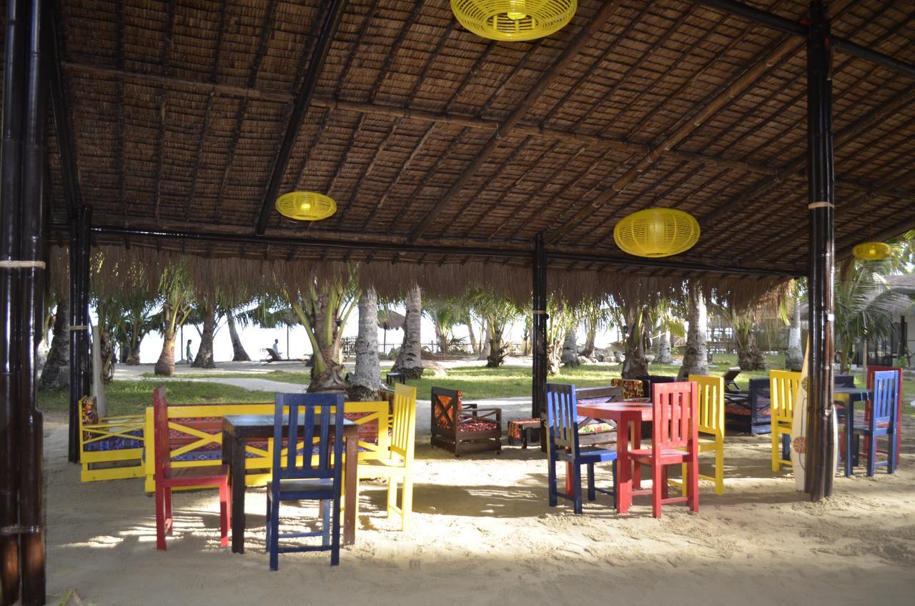 Peace & Love Beach Club Roxas  المظهر الخارجي الصورة