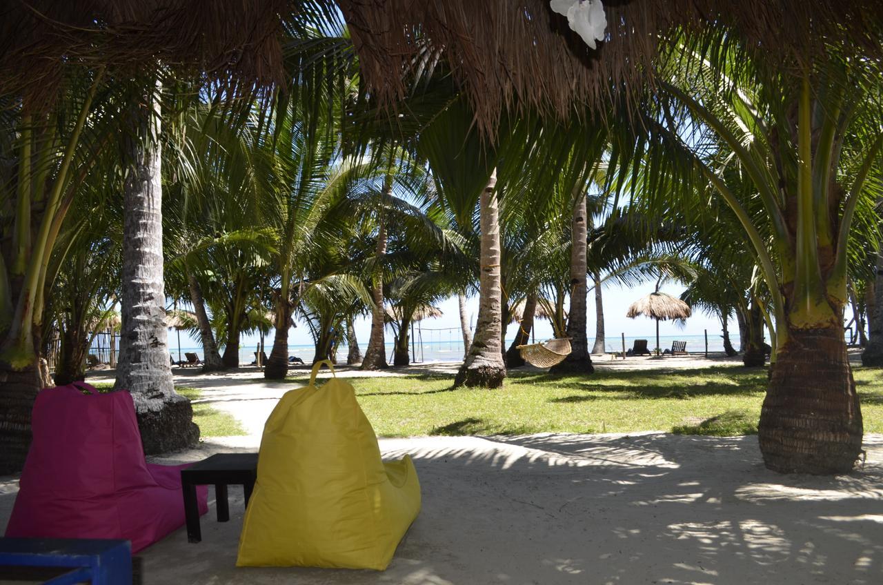 Peace & Love Beach Club Roxas  المظهر الخارجي الصورة