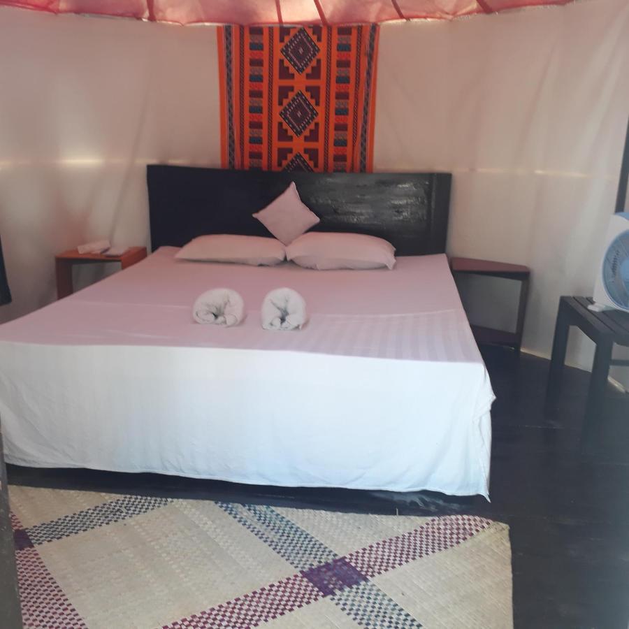 Peace & Love Beach Club Roxas  المظهر الخارجي الصورة